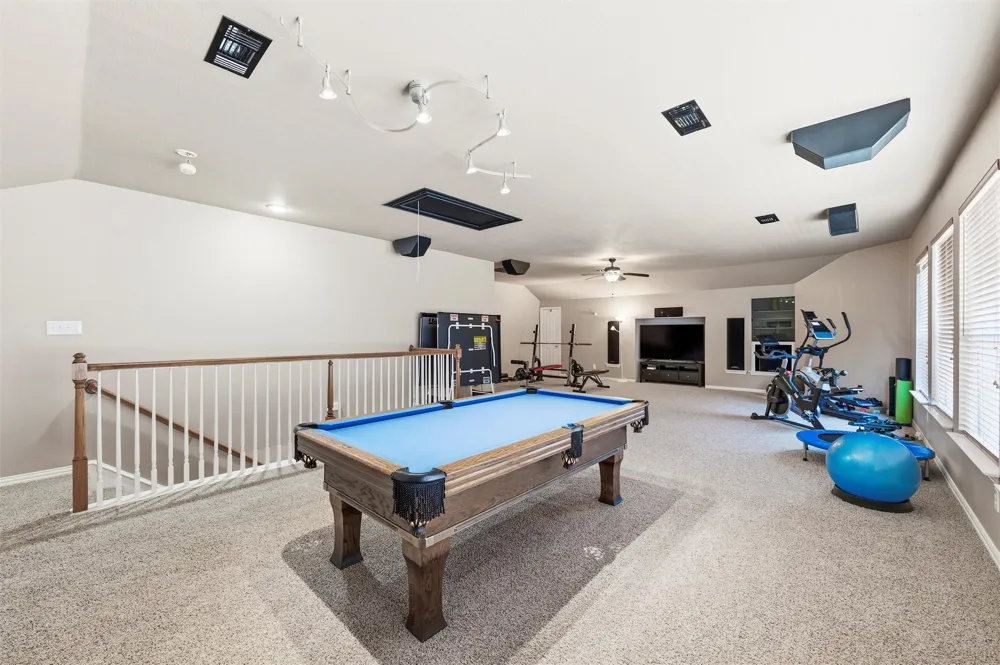 124 Myrtle Creek Grapevine, TX 76051
