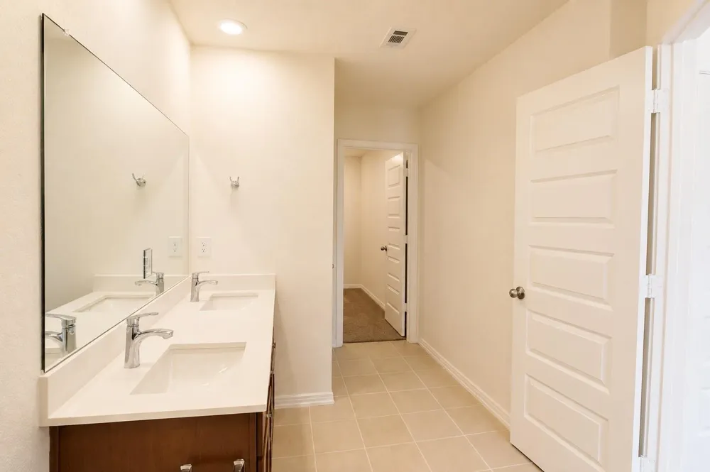 22554 Pinecone Forest Lane Tomball, TX 77377