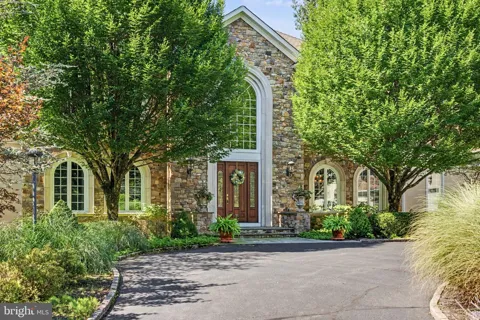 251 MUNICIPAL ROAD