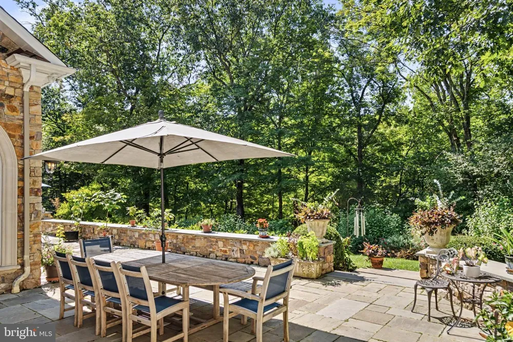 251 MUNICIPAL ROAD Erwinna, PA 18920
