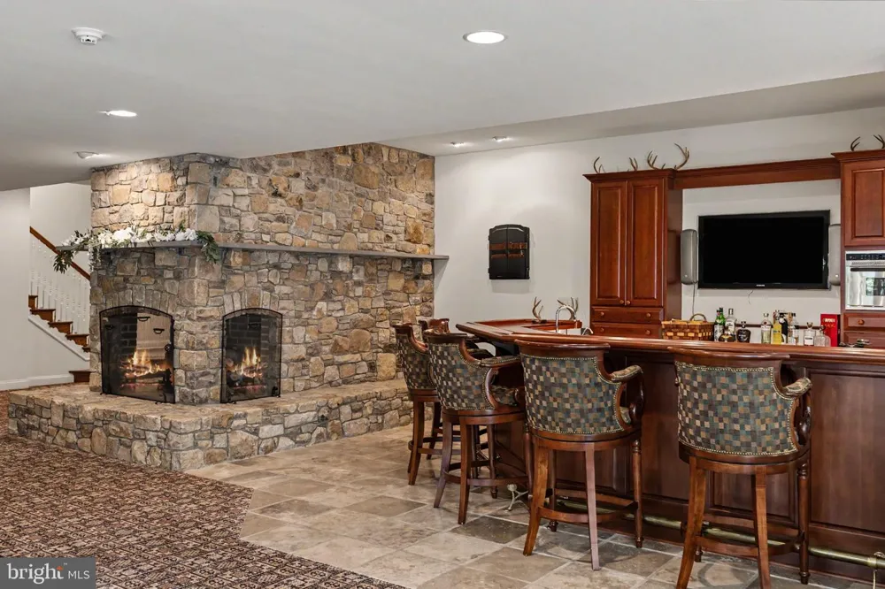 251 MUNICIPAL ROAD Erwinna, PA 18920