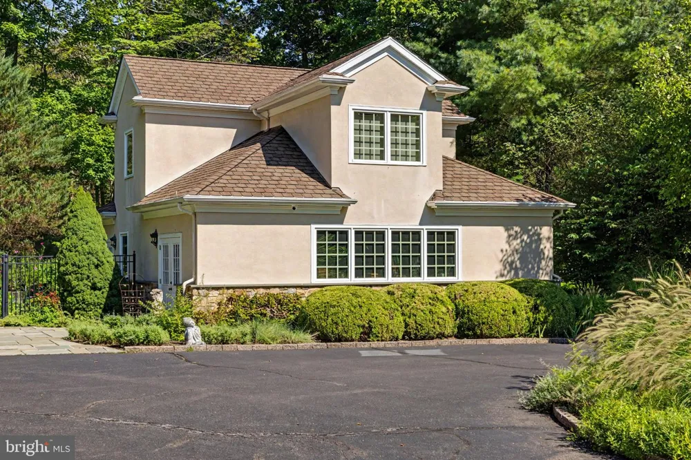 251 MUNICIPAL ROAD Erwinna, PA 18920