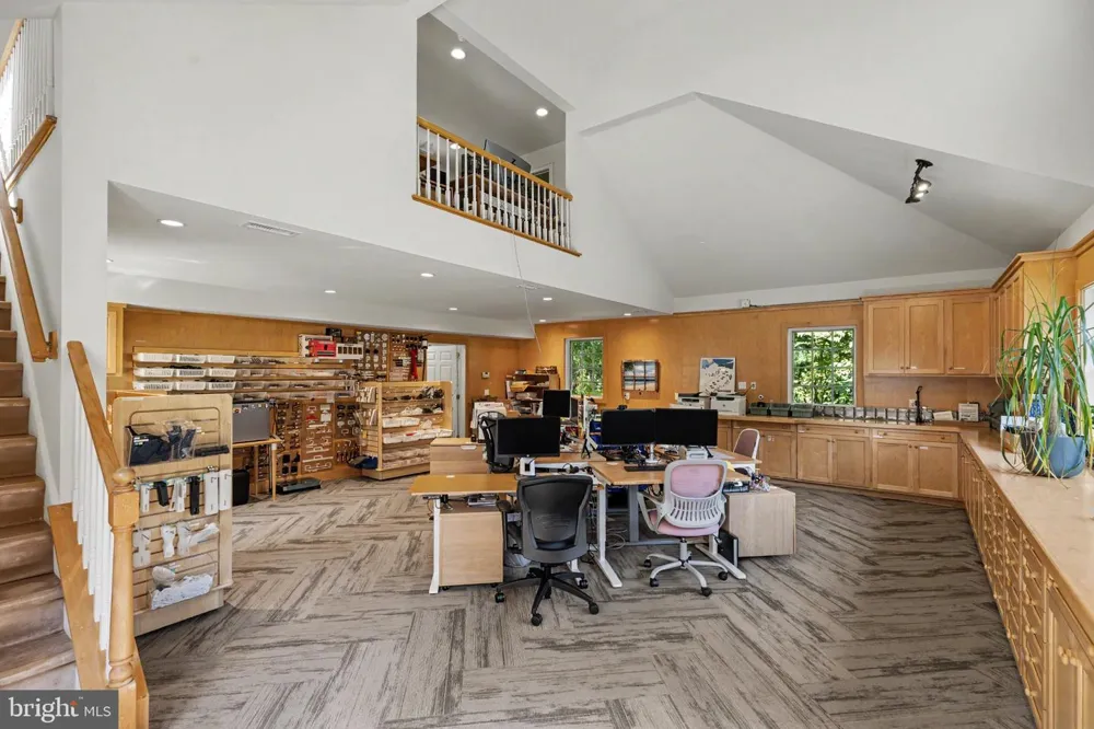 251 MUNICIPAL ROAD Erwinna, PA 18920