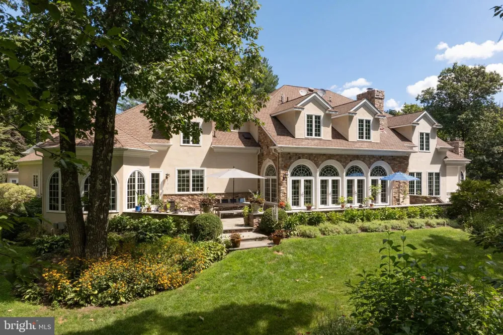 251 MUNICIPAL ROAD Erwinna, PA 18920