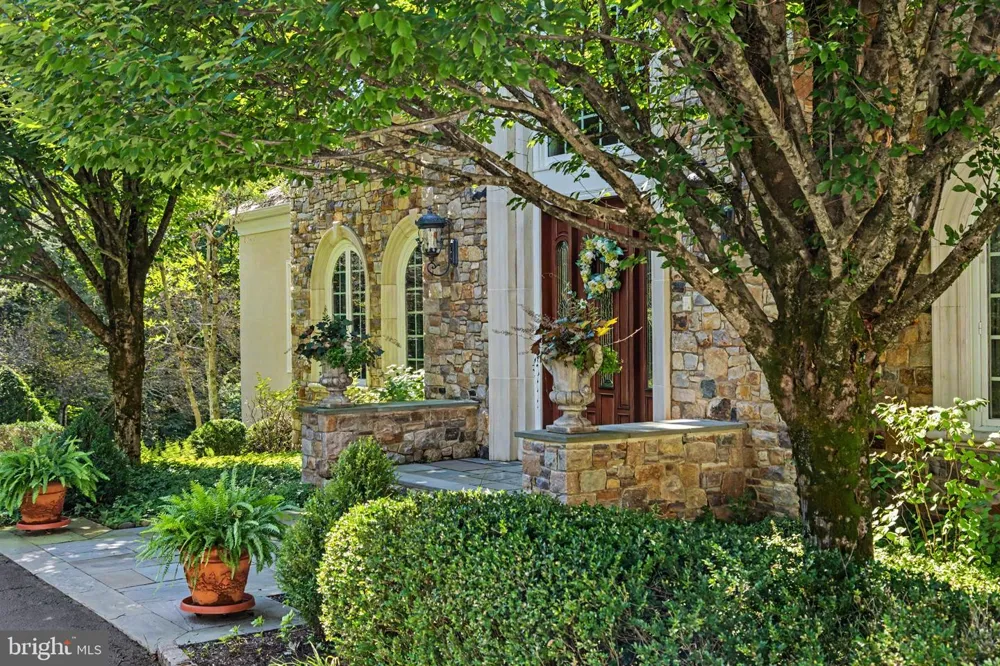 251 MUNICIPAL ROAD Erwinna, PA 18920