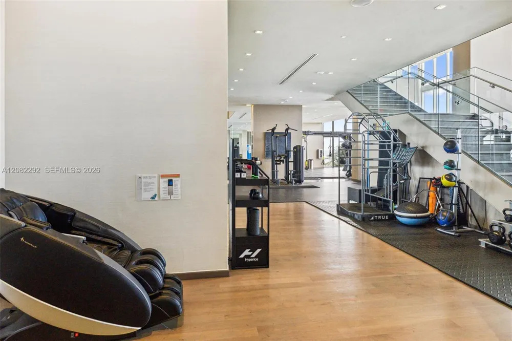 1830 S Ocean Dr #3508 Hallandale Beach, FL 33009