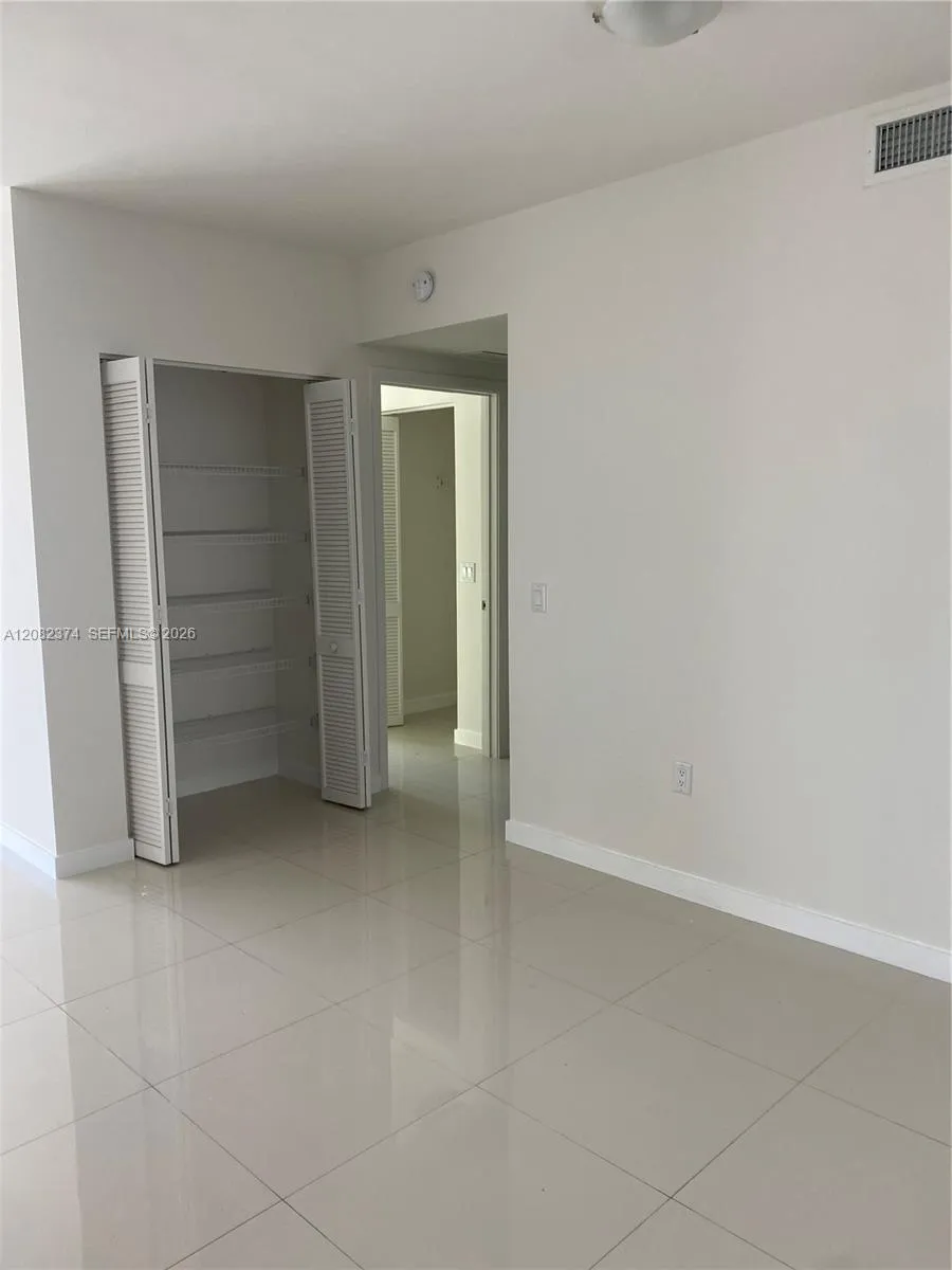 7875 NW 107th Ave #613 Doral, FL 33178
