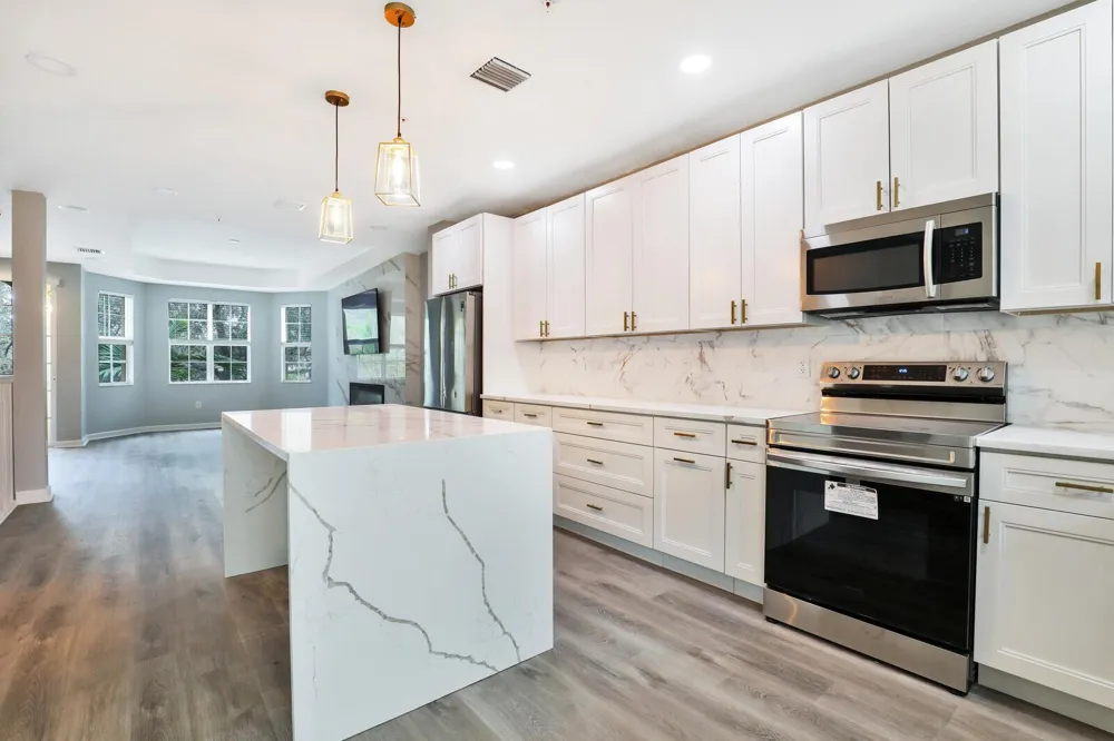 2425 San Pietro Circle Palm Beach Gardens, FL 33410