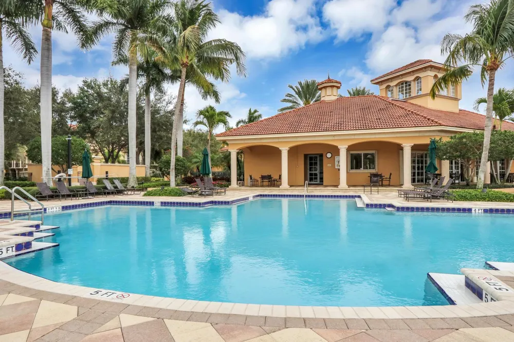 2425 San Pietro Circle Palm Beach Gardens, FL 33410