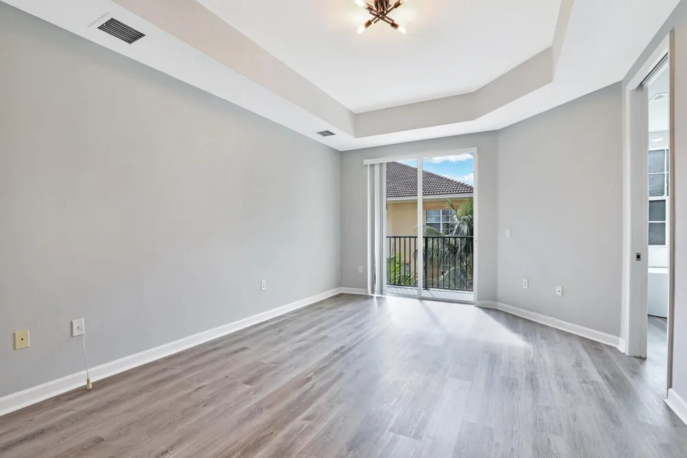 2425 San Pietro Circle Palm Beach Gardens, FL 33410