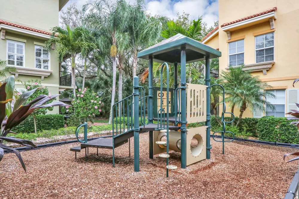 2425 San Pietro Circle Palm Beach Gardens, FL 33410