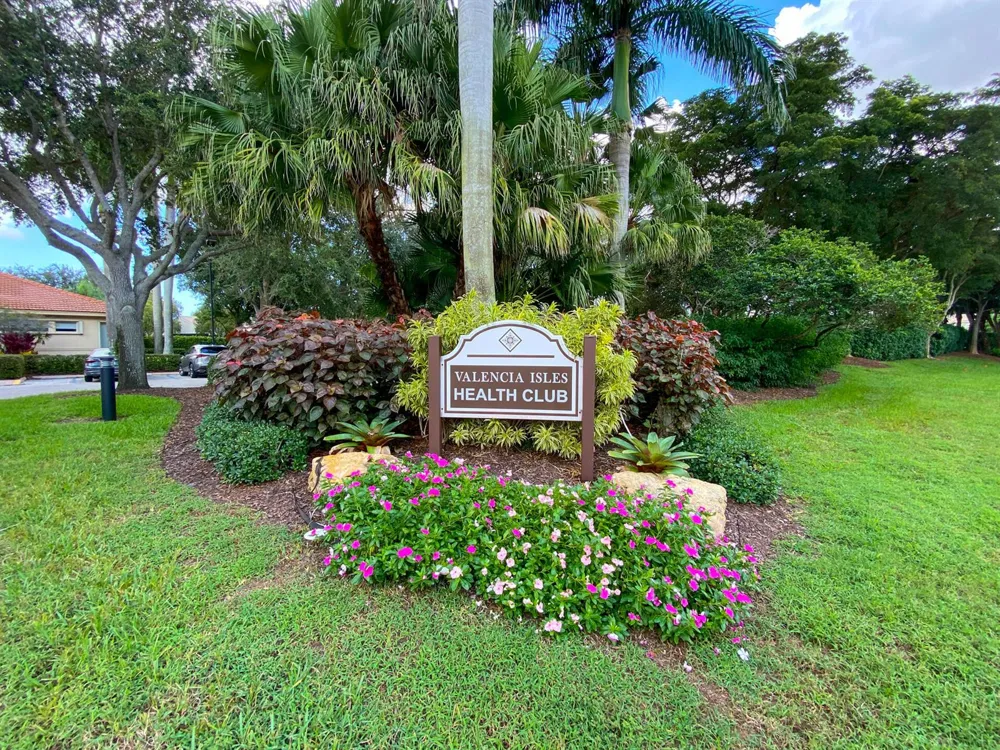 6519 LUCAYA AVENUE Boynton Beach, FL 33437