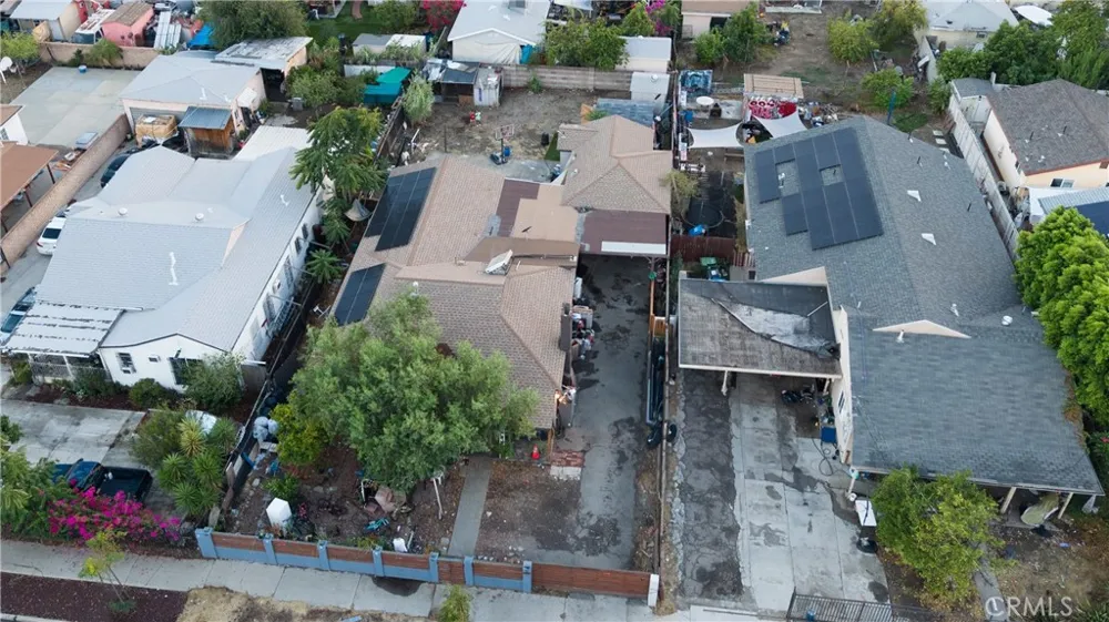 11081 De Garmo Pacoima, CA 91331