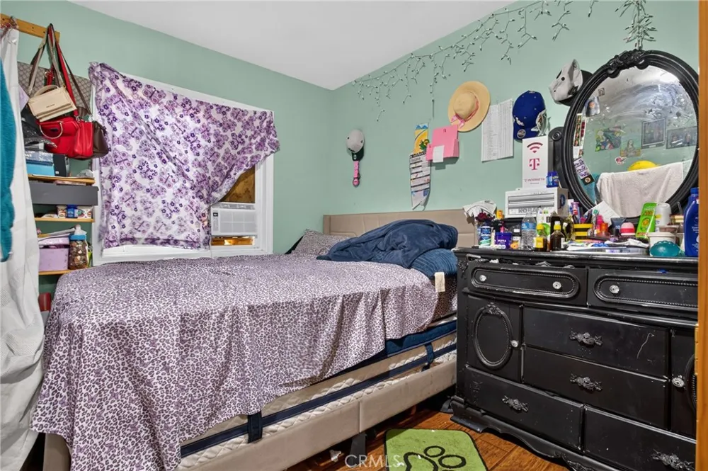 11081 De Garmo Pacoima, CA 91331