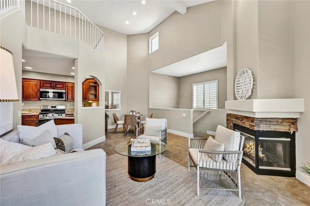 7824 E Horizon View Anaheim Hills, CA 92808