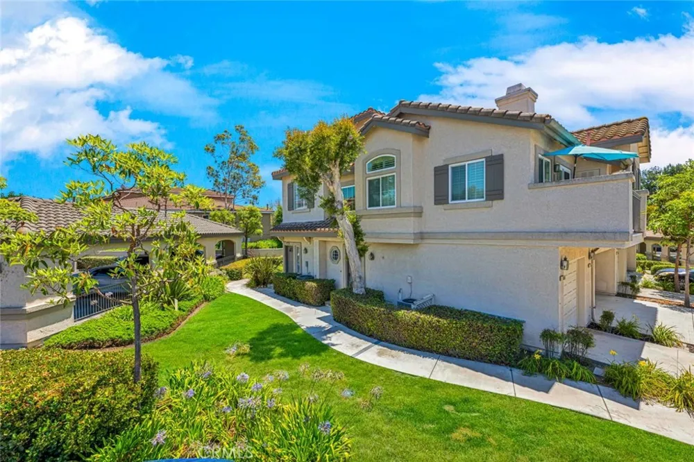 7824 E Horizon View Anaheim Hills, CA 92808