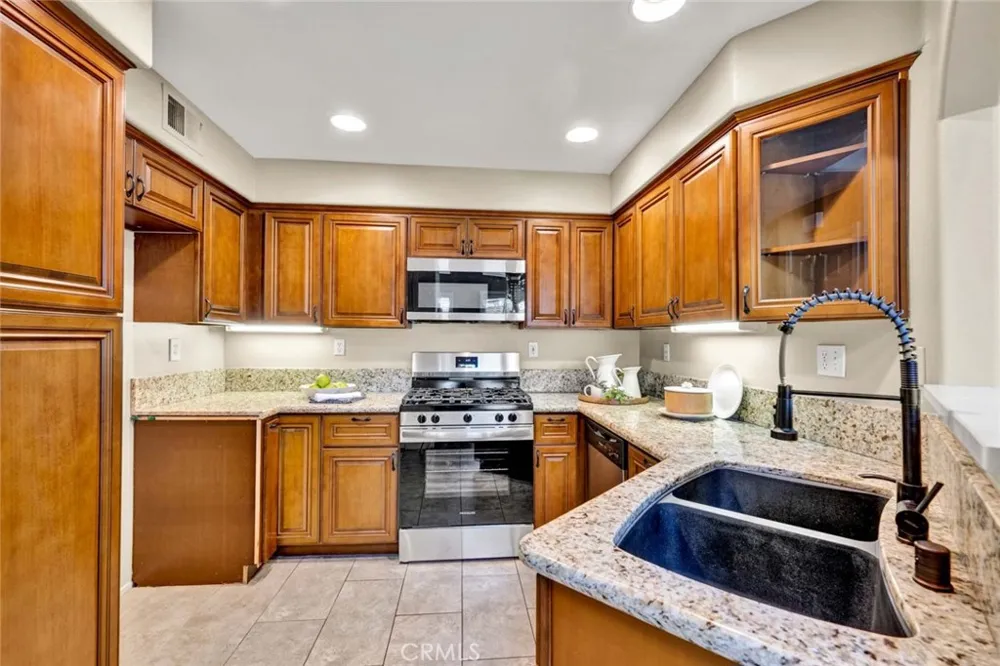 7824 E Horizon View Anaheim Hills, CA 92808