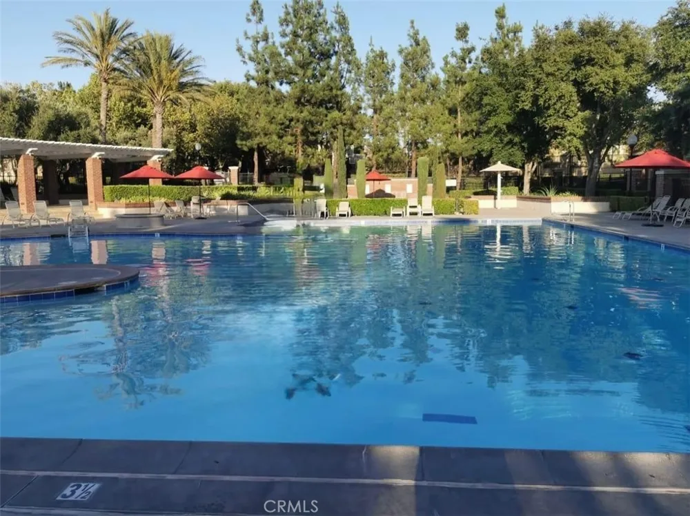 5584 Kateway #9 Fontana, CA 92336