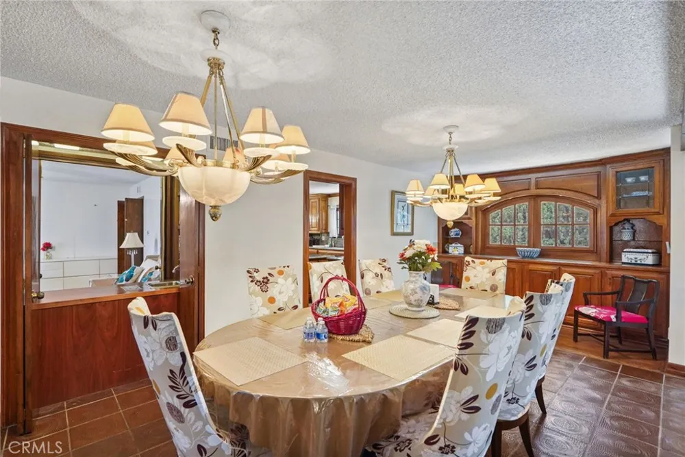 10307 Donna Avenue Porter Ranch, CA 91326