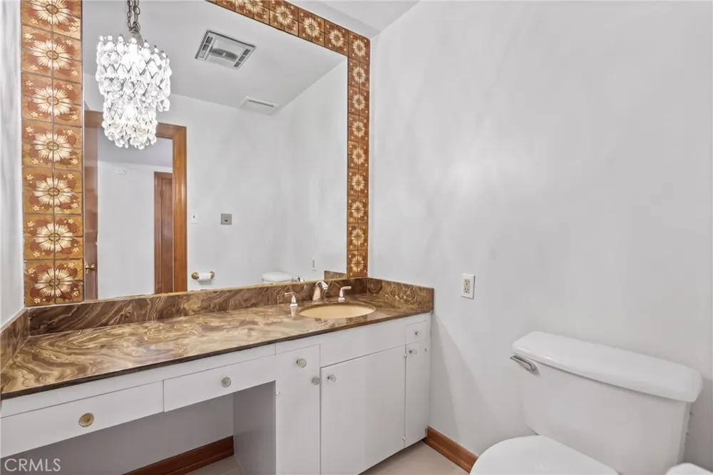 10307 Donna Avenue Porter Ranch, CA 91326