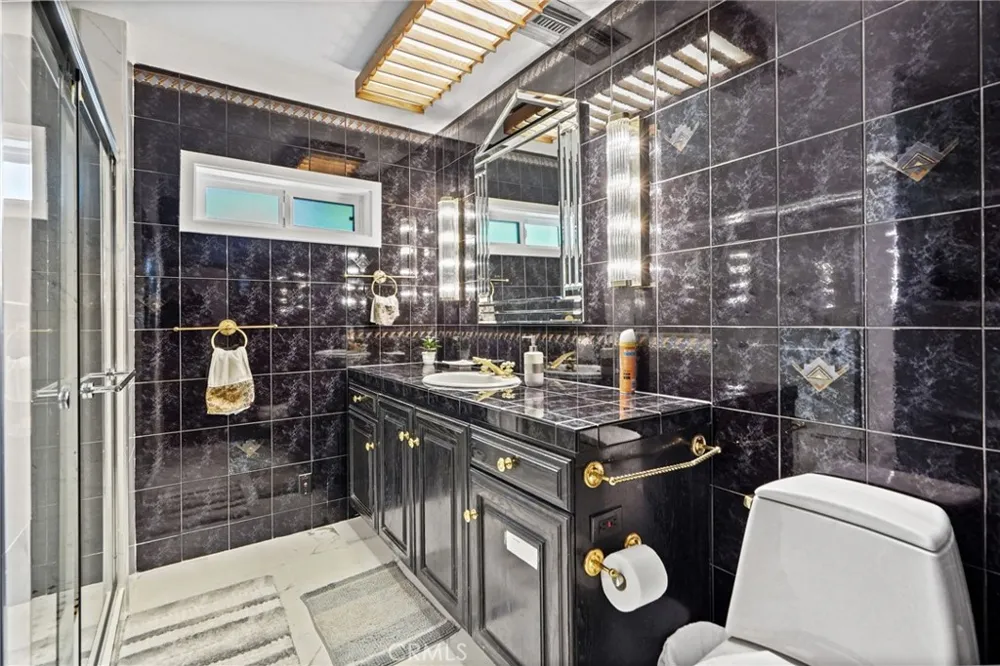 10307 Donna Avenue Porter Ranch, CA 91326