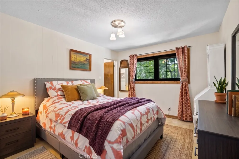 10307 Donna Avenue Porter Ranch, CA 91326