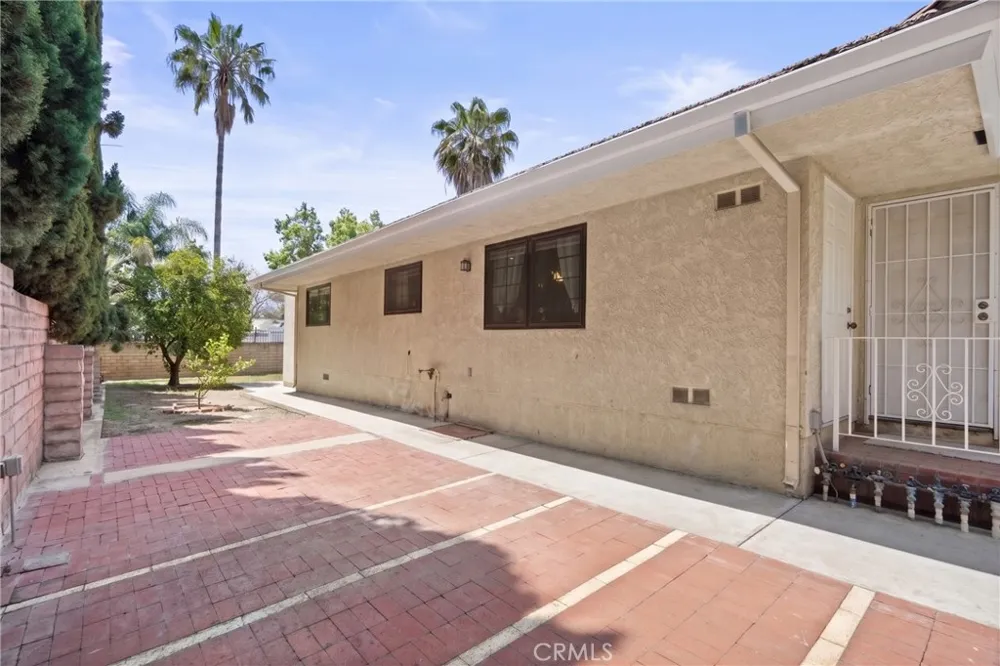 10307 Donna Avenue Porter Ranch, CA 91326