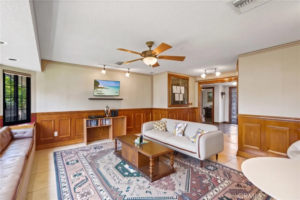 10307 Donna Avenue Porter Ranch, CA 91326
