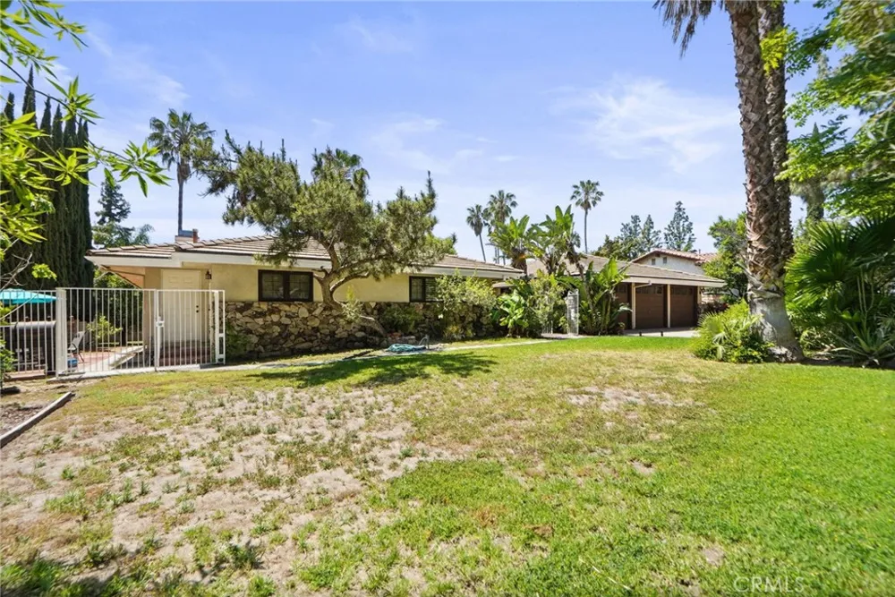 10307 Donna Avenue Porter Ranch, CA 91326
