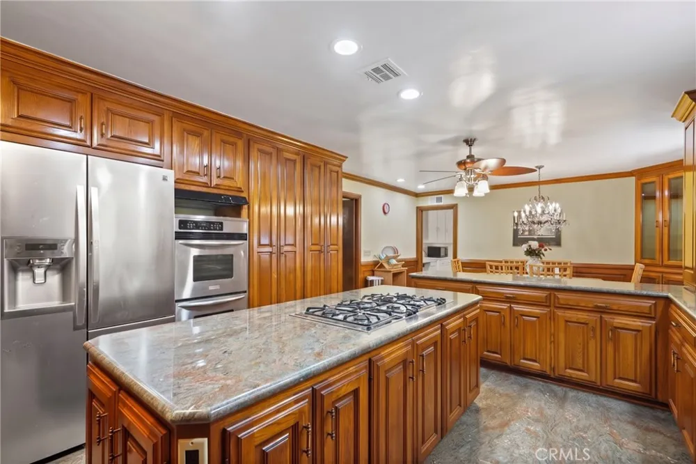 10307 Donna Avenue Porter Ranch, CA 91326