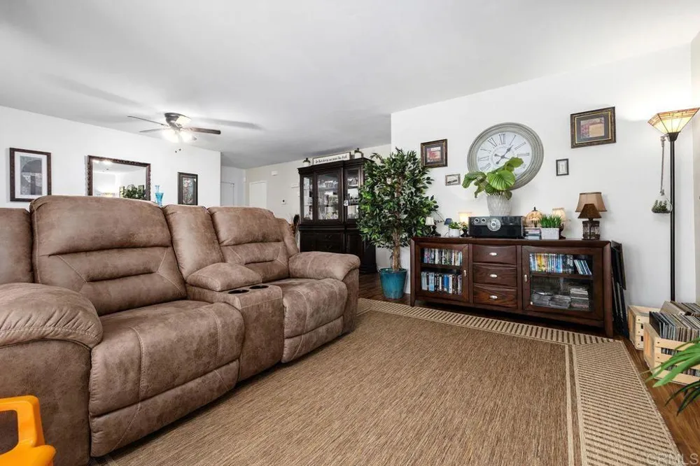 2214 Nielsen St El Cajon, CA 92020