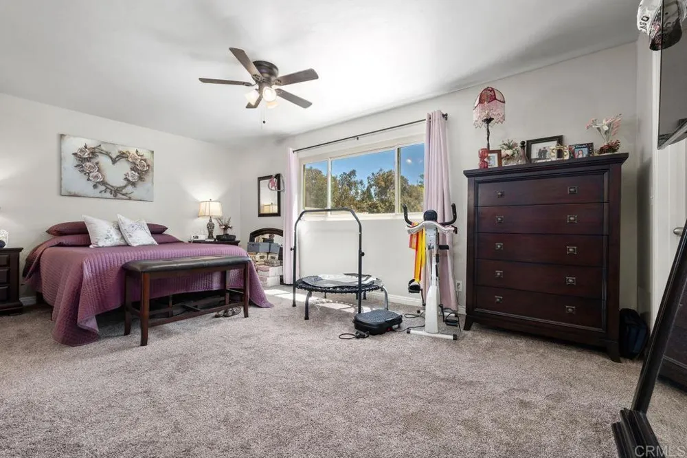 2214 Nielsen St El Cajon, CA 92020