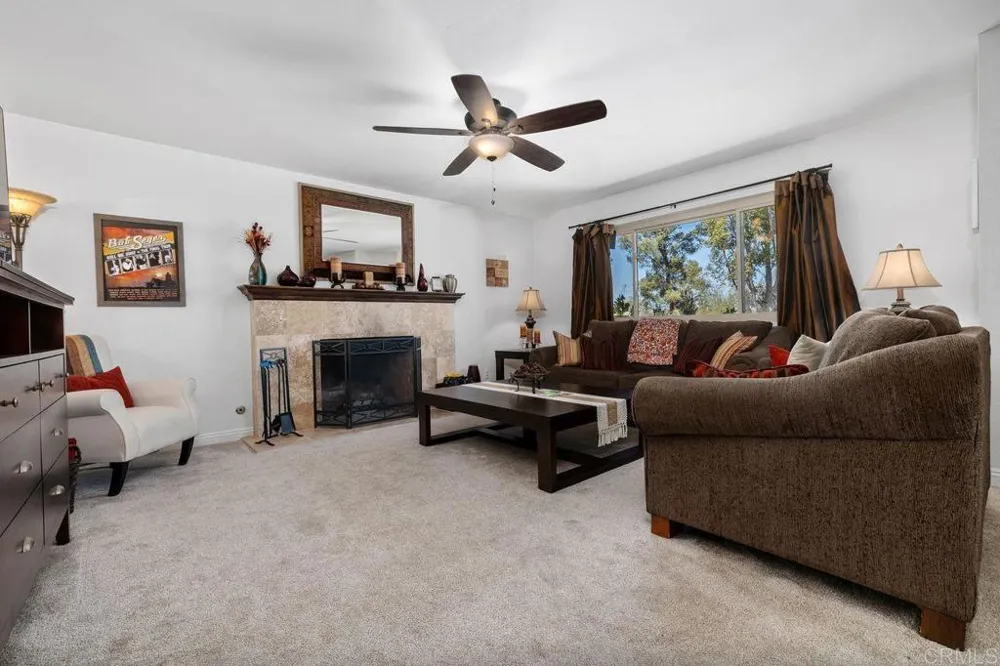 2214 Nielsen St El Cajon, CA 92020