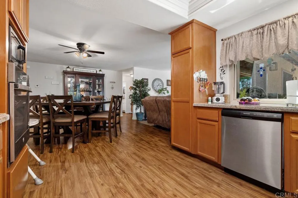 2214 Nielsen St El Cajon, CA 92020