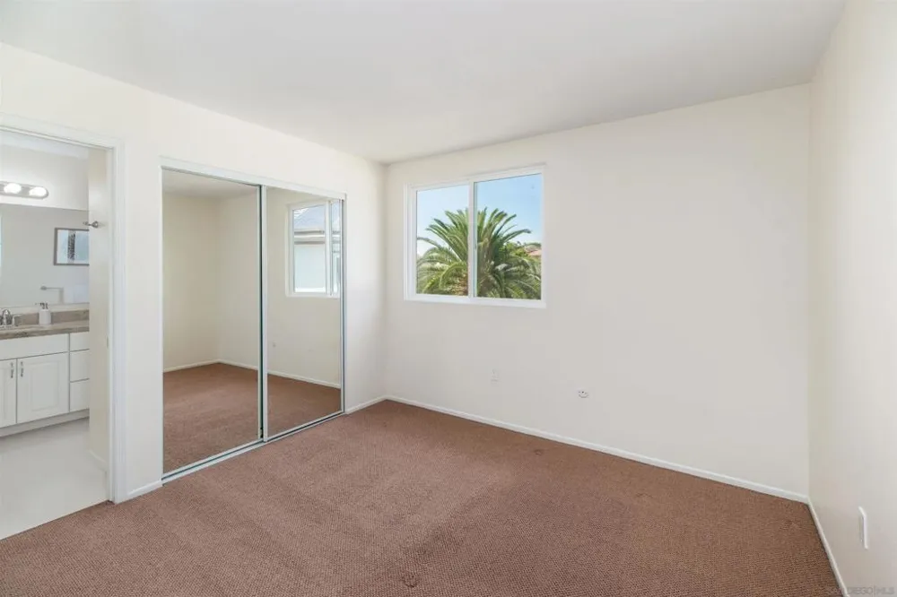 3008 Rana Court Carlsbad, CA 92009