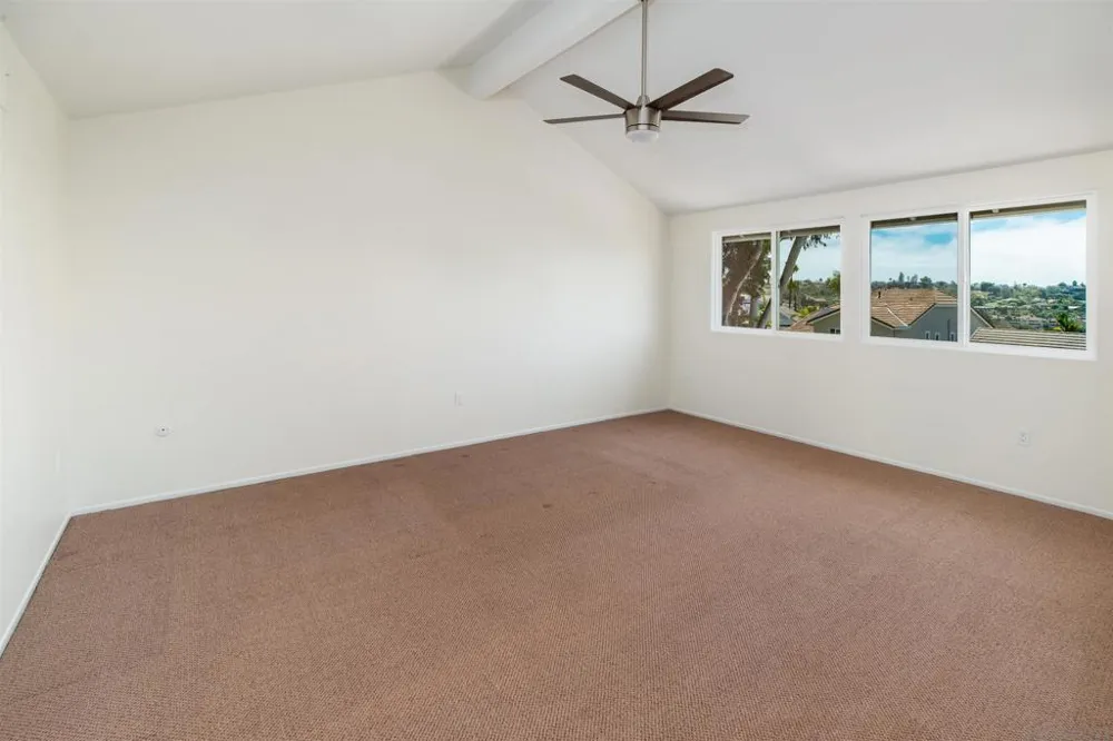 3008 Rana Court Carlsbad, CA 92009