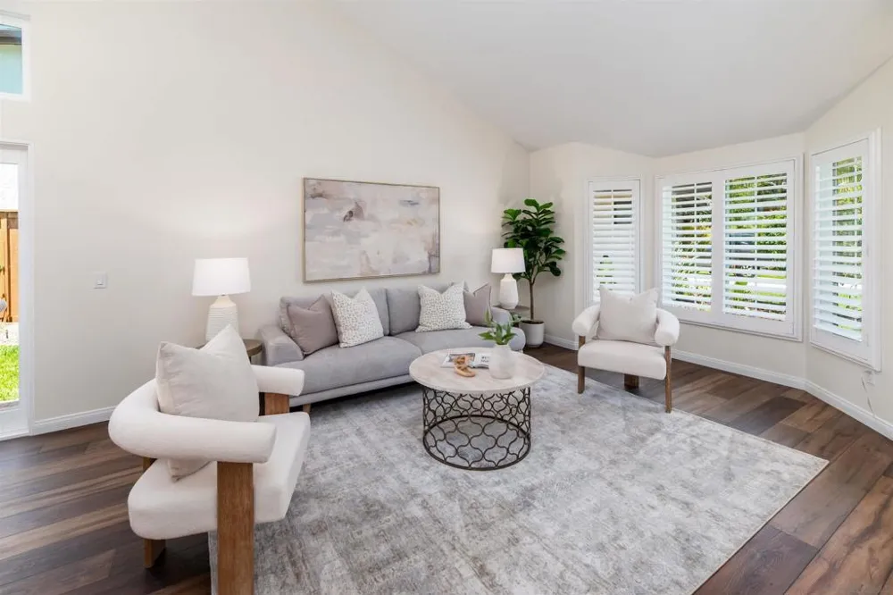 3008 Rana Court Carlsbad, CA 92009