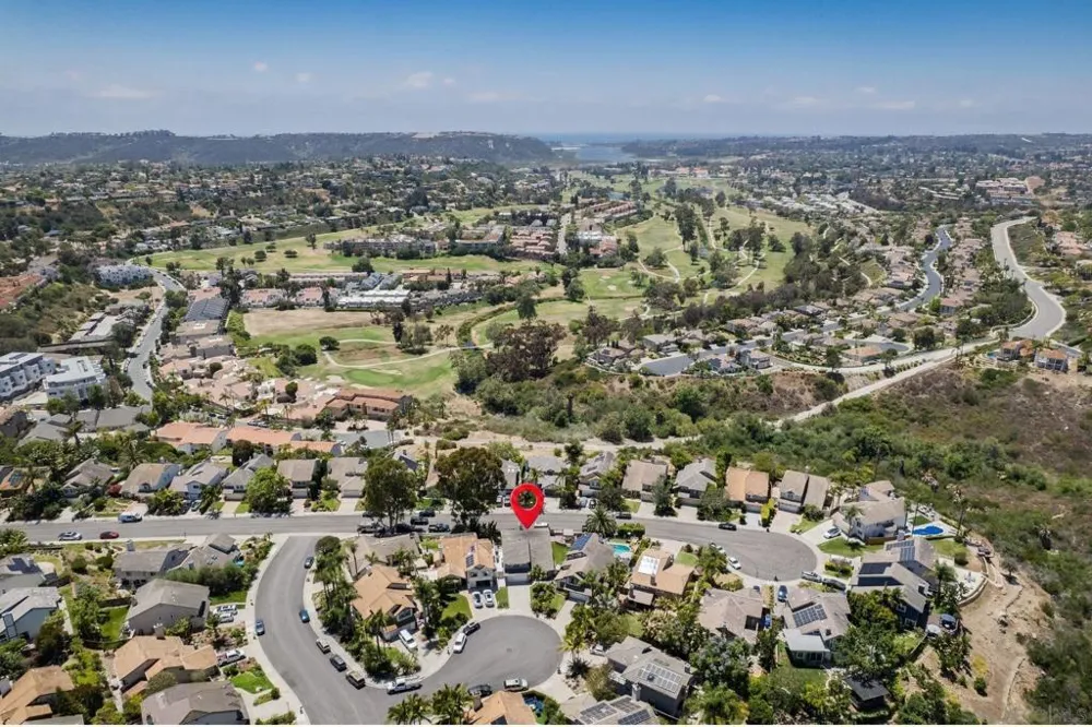 3008 Rana Court Carlsbad, CA 92009