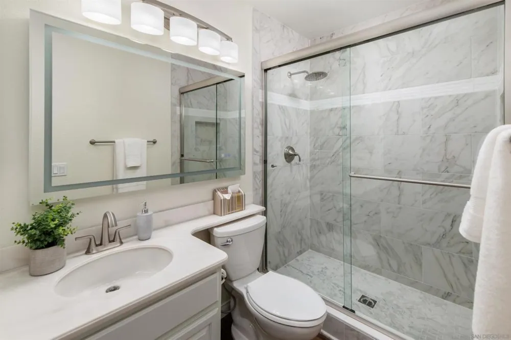 3008 Rana Court Carlsbad, CA 92009