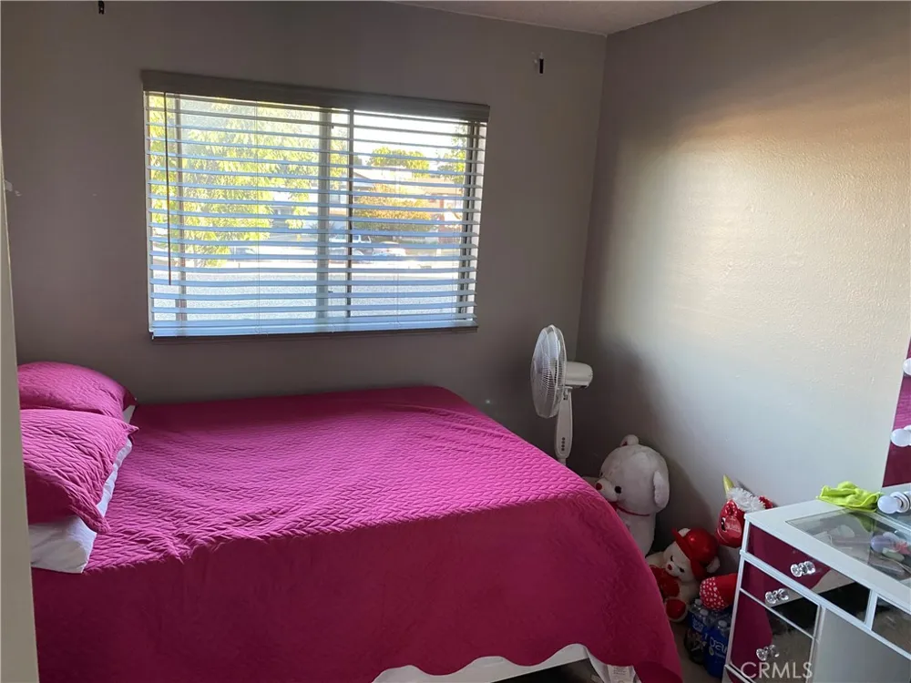 11231 Windemere Stanton, CA 90680