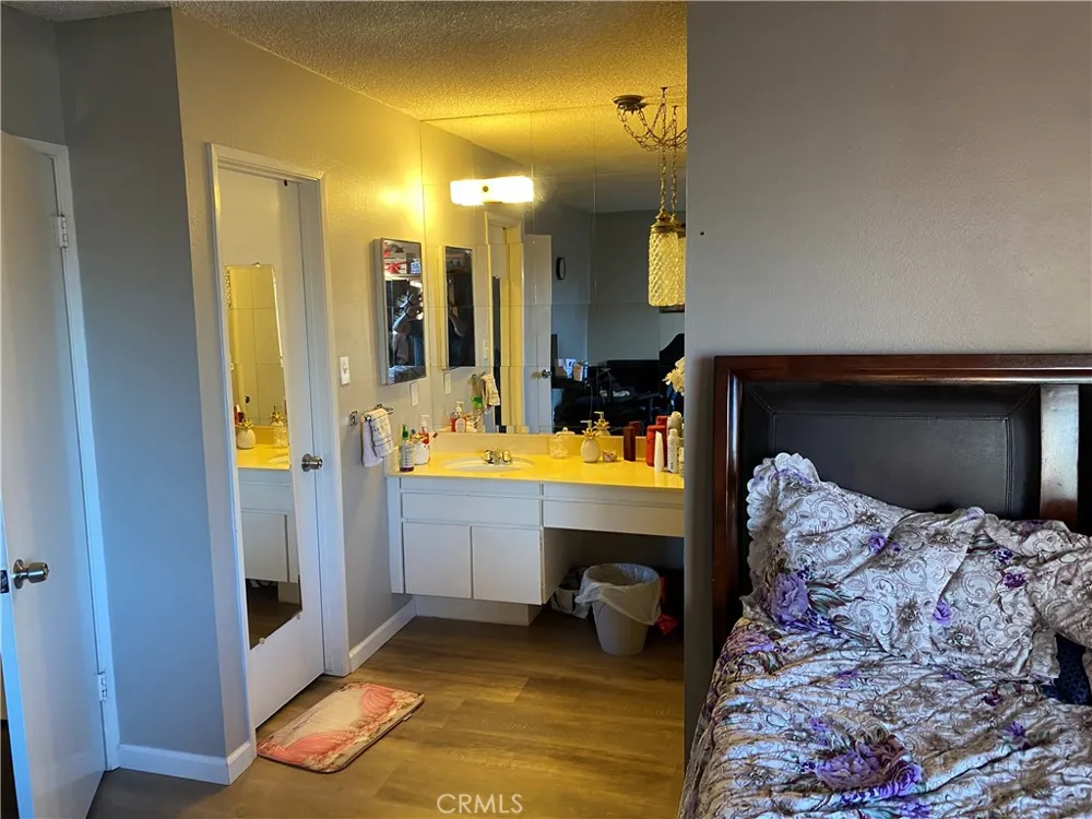 11231 Windemere Stanton, CA 90680