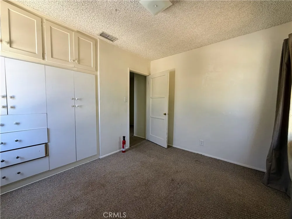 5862 Alonzo Encino, CA 91316