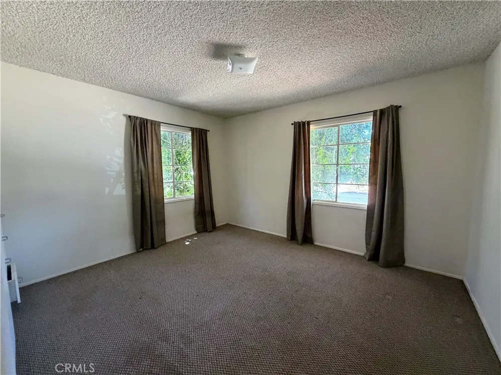 5862 Alonzo Encino, CA 91316
