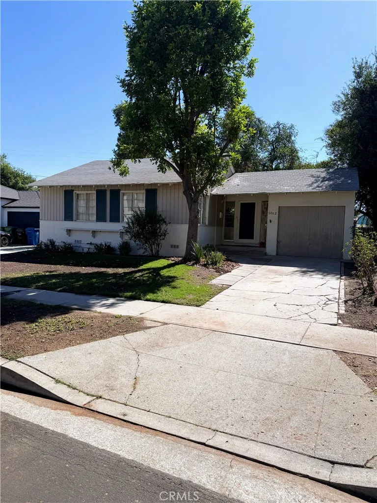 5862 Alonzo Encino, CA 91316