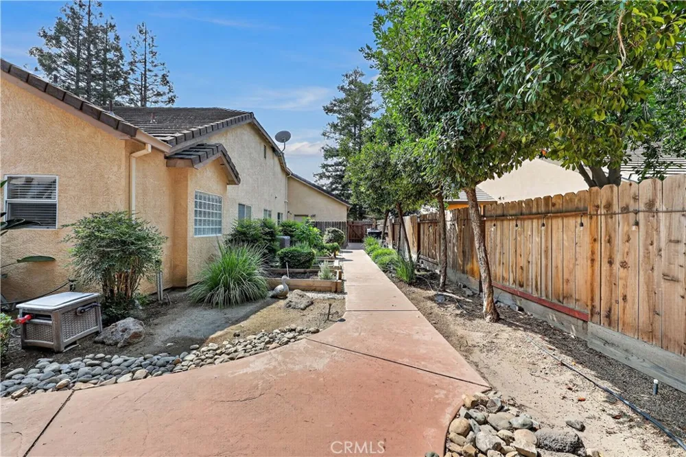 1755 E Tuolumne Turlock, CA 95382