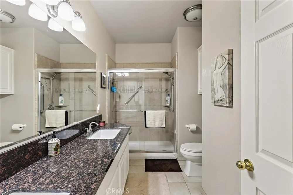 1755 E Tuolumne Turlock, CA 95382