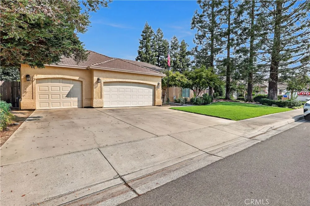 1755 E Tuolumne Turlock, CA 95382