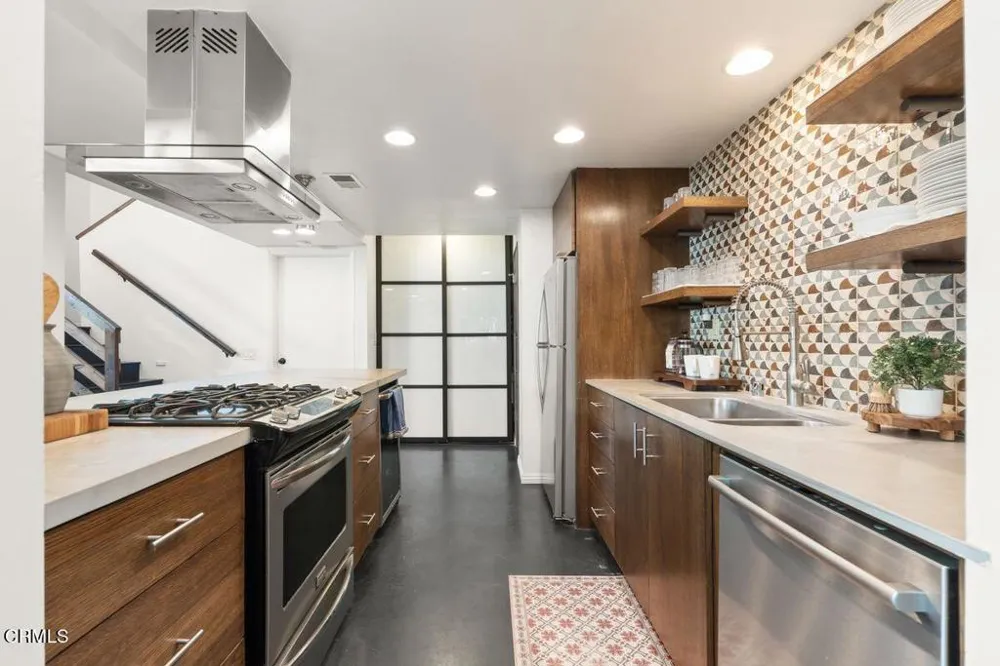 212 Carillo Road #B Ojai, CA 93023