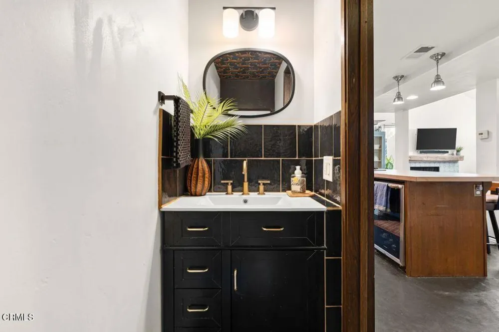 212 Carillo Road #B Ojai, CA 93023