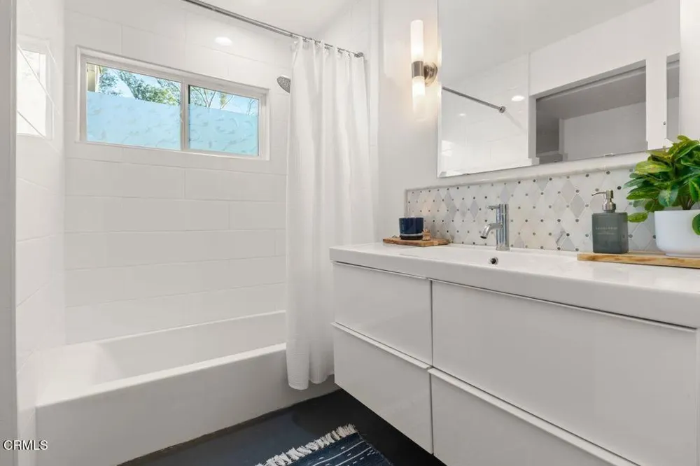 212 Carillo Road #B Ojai, CA 93023